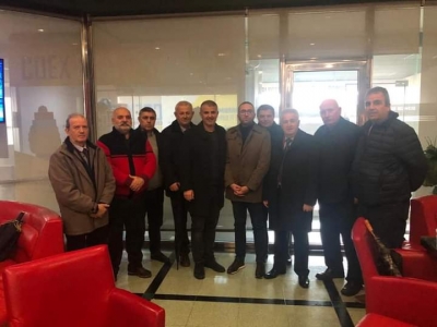 Gazment Bardhi takim me themeluesit e PD Elbasan: Do t’i prijmë ndryshimit. Koha po vjen!