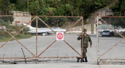 A do ta ndërtojë NATO bazën ajrore? Media holandeze reportazh për “Stalingradin” shqiptar