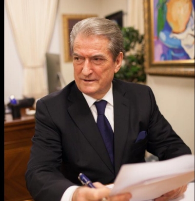 Tre akuzat e rënda dhe poshtëruese që u lëshuan mbi Xhafën