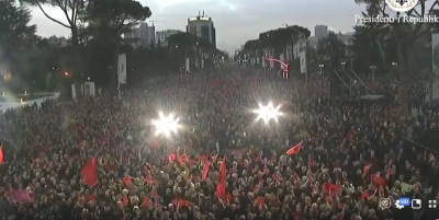 VIDEO Live/ Meta në protestë kundër regjimit të Edi Ramës