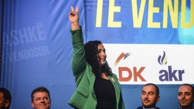 Vjosa Osmani i kërkon LDK-së të zbardhë vendimin ku e shkarkuan