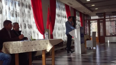 Donald Kulla zgjidhet kreu i degës së PD, Maliq