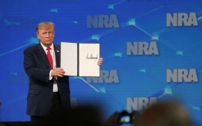 Trump njofton tërheqjen e SHBA nga Traktati i OKB-së për Tregëtinë e Armëve