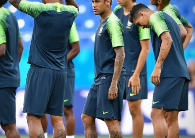 Neymar nuk njihet, e habitshme zgjedhja e tij me flokët