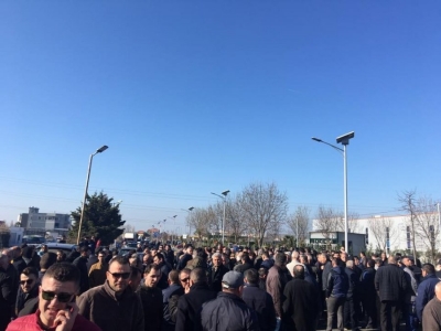 Tubimi kundër Ramës/ Shoqërohet nënkryetarja e Bashkisë Lezhë dhe 10 protestues