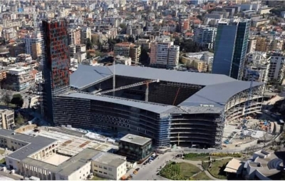 Babai i dy fëmijëve vdes në stadiumin ‘Arena Kombëtare’/ Policia e Ramës fsheh ngjarjen