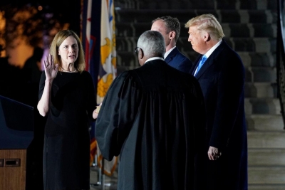 Tritan Shehu/Duhet pershendetur konfirmimi nga Senati i Amy Coney Barrett si antare e Gjykates Supreme te ShBA.