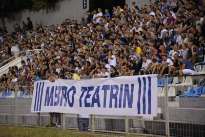 Tifozët e Tiranës mesazh Veliajt: Mos e prek Teatrin!