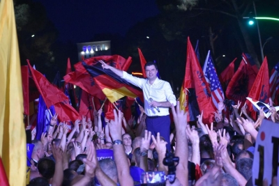 Basha tregon se  si do mbrohet Kushtetuta më 30 qershor, fton shqiptarët