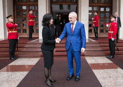 Ambasadorja e SHBA Yuri Kim sot në Presidencë, takim me Metën