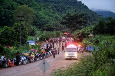 Nxirret djali i 11 nga shpella në Tajlandë