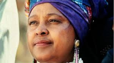 Ndahet nga jeta gruaja e Nelson Mandelës, në moshën 81 vjeçare