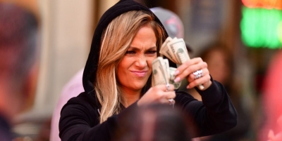 Jennifer Lopez asnjë para për filmin Hustlers