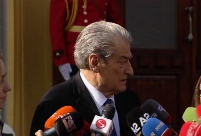 Sulmi ndaj Ramës me bojë, reagon Berisha: Nuk fyhet kryetari i opozitës!