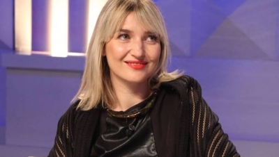 Nisma e parë si ministre, por shikoni si dështoi dita e librit e Elva Margaritit