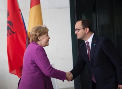 Gazeta kryesore austriake: Ministri Ditmir Bushati u hoq se ishte kundër copëtimit të Kosovës