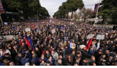 Përshkallëzohen protestat. Të enjten opozita bllokon rrugët kombëtare
