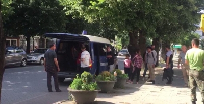 Dy të rinjtë shkodranë kapën në Fier me 5 klandestinë sirianë