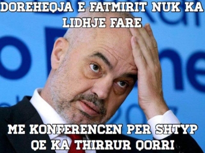 Sqarim për dorëheqjen e Xhafës!