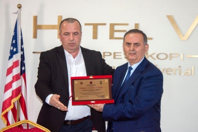Faik Bruçi, “Nderi i Qarku Dibër”, njeriu ku qëndron bashkë suksesi dhe humanizmi