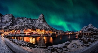 FOTO/ Në këtë qytet të Norvegjisë ndodh diçka e magjishme sa herë që bie nata