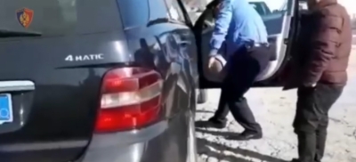 Arrestohet një tjetër &quot;i fortë&quot; në Fier, lëvizte me dy pistoleta
