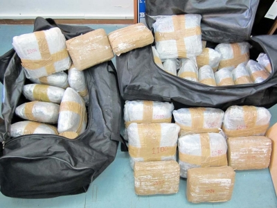 Kapet 170 kg drogë në lumin Buna, ishte vendosur në 7 çanta
