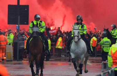 Në koma pasi u godit me çekiç në kokë, Ja ç’bën Roma për tifozin e Liverpul