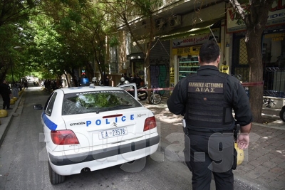Atentat shqiptarit në mes të Athinës, qëllohet me pesë plumba