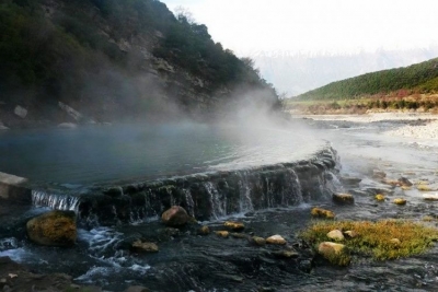 Ja ujërat termale të Shqipërisë  për shërimin e mjaft sëmundjejeve