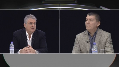 Murati: Shqipëria negocion me kushtet e Greqisë