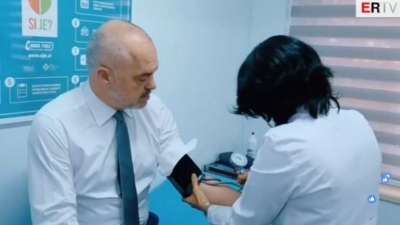 Denoncimi/ Harrohen të sëmurët me kancer