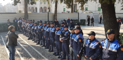 Basha: Ditë historike,mandatet i kthehen popullit. Rama u arratis