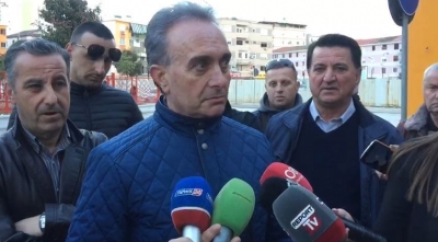 Policia terror në Fier, reagon kreu i PD: “Vijnë si hajdutët, arrestojnë qytetarët në mes të natës”!