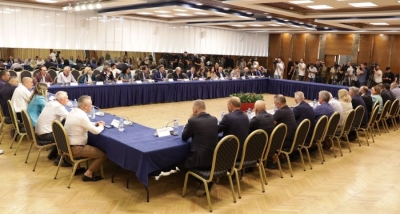 Deputetët e PD rimblidhen në Kukës/ Basha reagon me një tjetër çmenduri