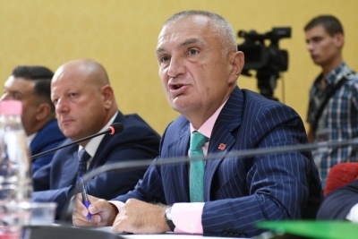 Pyetjet provokuese të Hysit, Meta: Presidenti nuk mund të priste që të ndodhnin gjakderdhje