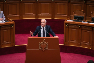 Dorëzimi i mandatit të Tahirit është komedia e Ramës me shqiptarët dhe partnerët