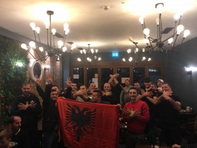 Organizohet PD në Britani të Madhe, ngrihet grupseksioni ne Enfield (London Borough), ja emri