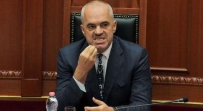 Hapësira imunitare, si nacionalizmi,është streha e fundit e maskarenjve.
