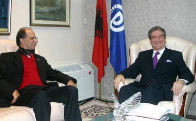 Berisha: Nderim arkitektit të Kosovës së pavarur, presidentit Ibrahim Rugova!