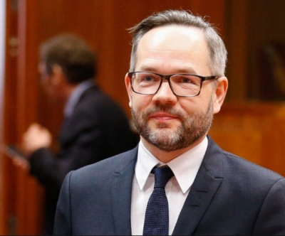 Do ketë kampe refugjatësh në Shqipëri?! Flet ministri gjerman