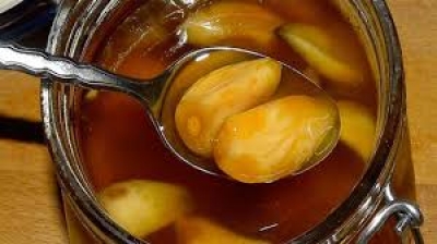 Konsumoni për 7 ditë një lugë nga përzierja e këtyre dy përbërësve dhe shikoni rezultatet