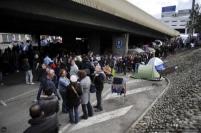Sondazhi/43% e shqiptarëve duan të largohen nga Shqipëria