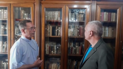 Meta takon Arqipeshkvin e Tivarit, zbulon dhuratën e veçantë