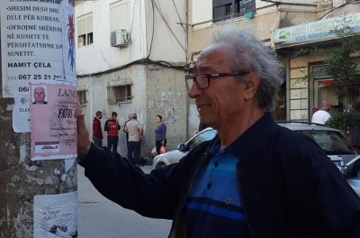 Xhevahir Spahiu shpërthen në lot kur shikon lajmërimin e vdekje së Fatos Arapit