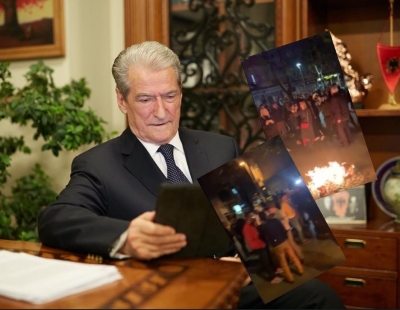 Berisha publikon videon: Qendrëstarët e Astirit e gdhijnë në protestë para drejtorisë së Narko Policisë
