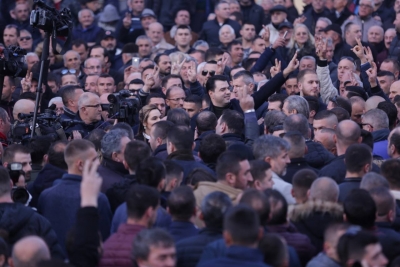 Basha publikon fotot nga protesta: Beteja jonë ndalet kur të shporrim Ramën