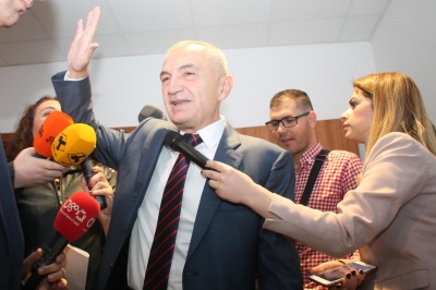 Meta uron Krishtlindjen: Të mos harrojmë të vetmuarit, njerëzit në nevojë dhe të sëmurët