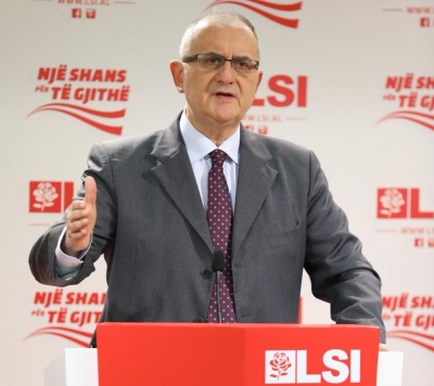 Petrit Vasili: Dështimi qesharak i “Mother Jones”