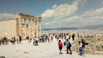 Protesta e punonjësve mbyll për 24 orë Akropolin, zhgënjehen turistët